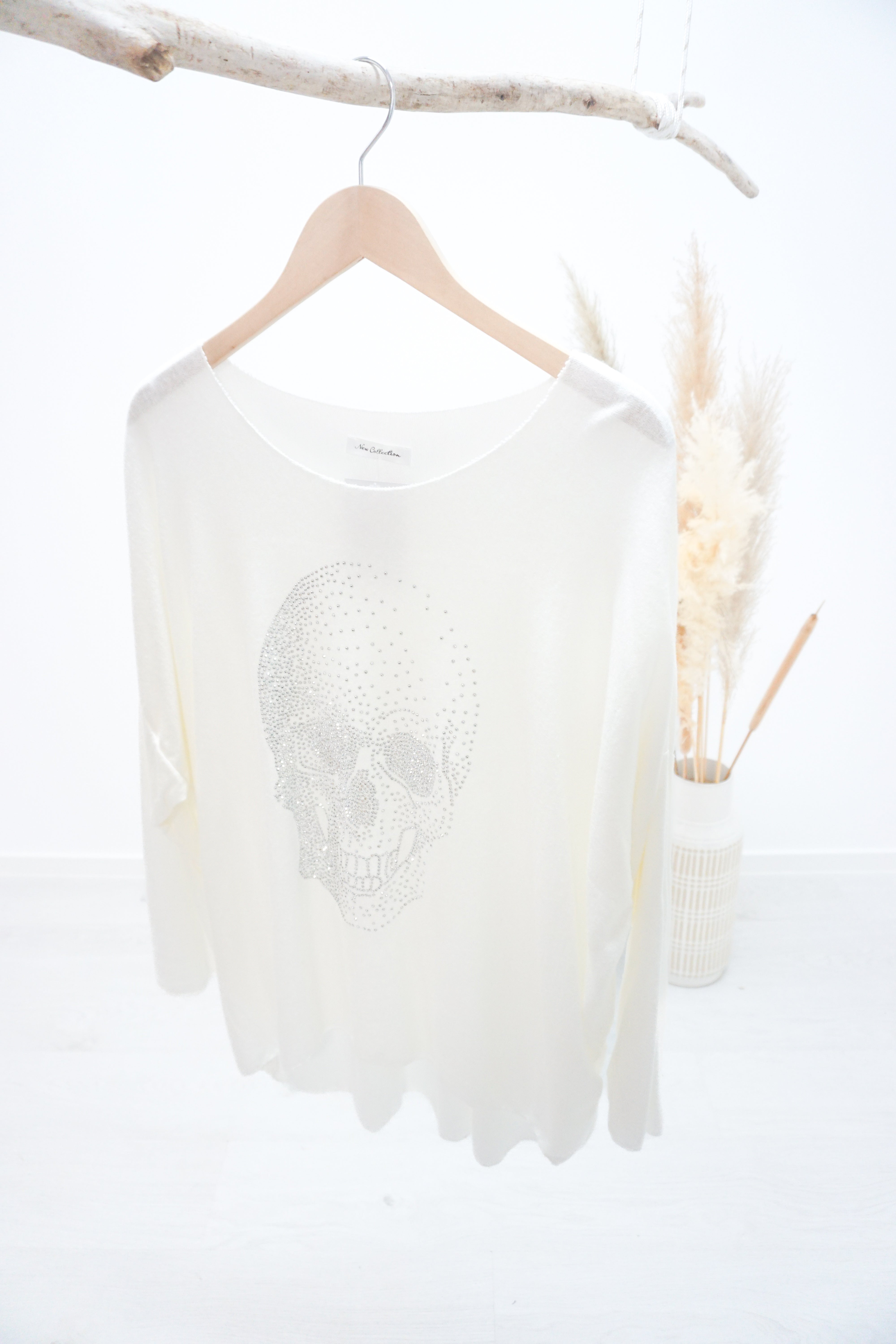 Feinstrickpulli "Totenkopf" Off white