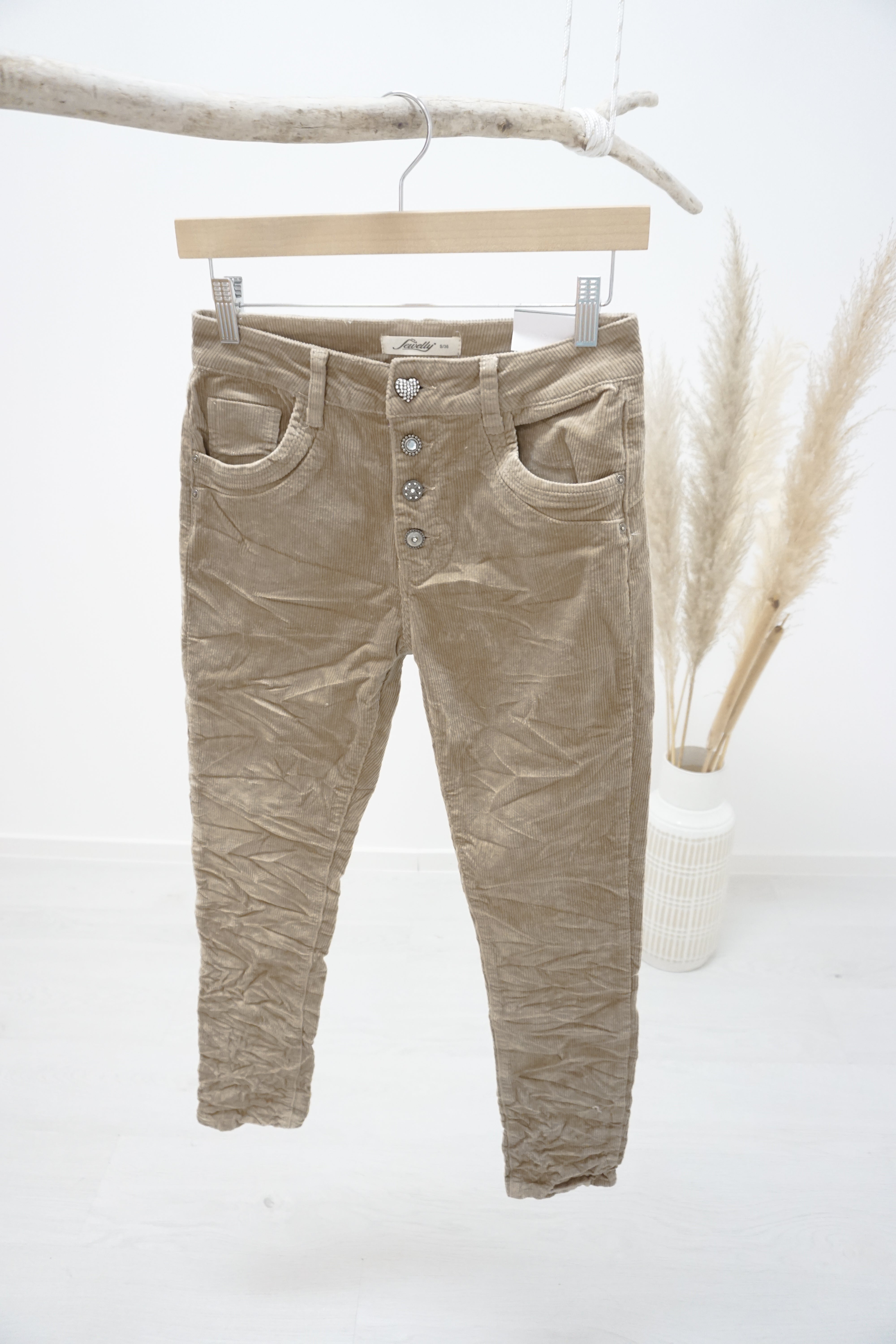 Jewelly Cord Jeans in beige