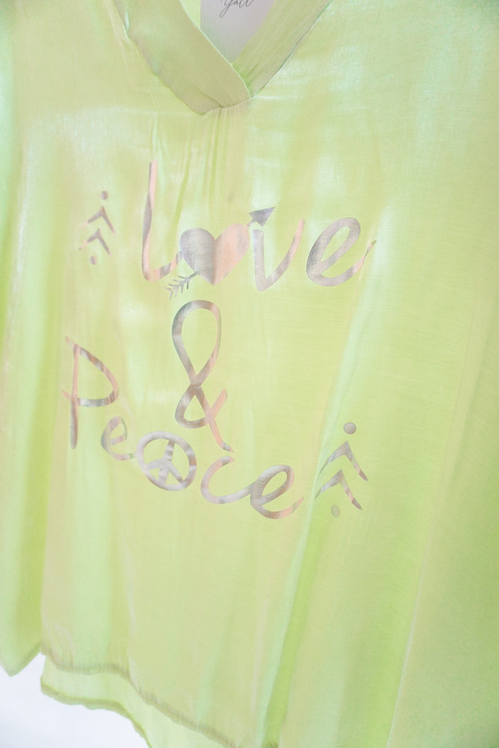 Satin T-Shirt "Peace" 18954 apfelgrün