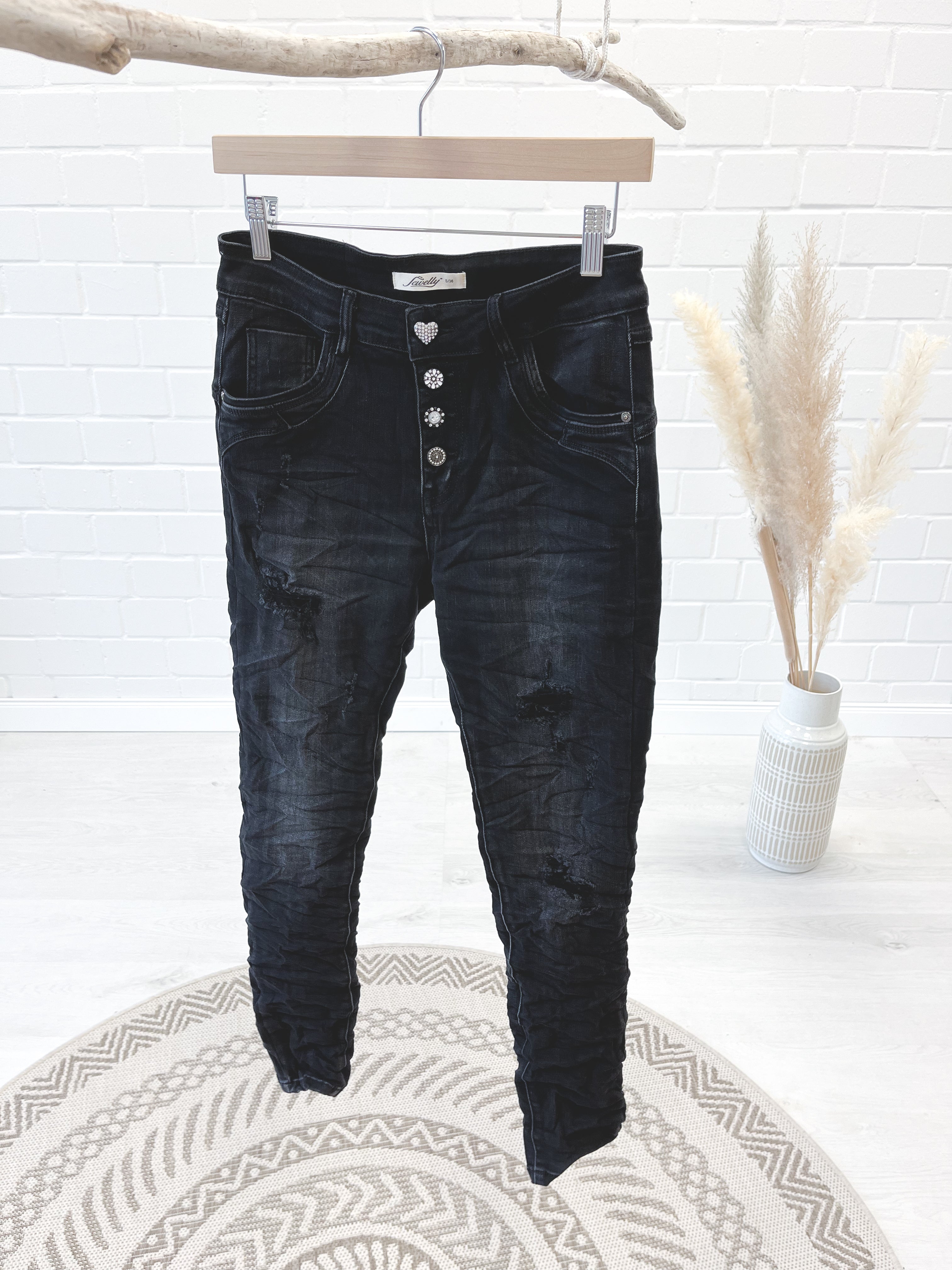 Jeans mit unterlegten Rissen 05201